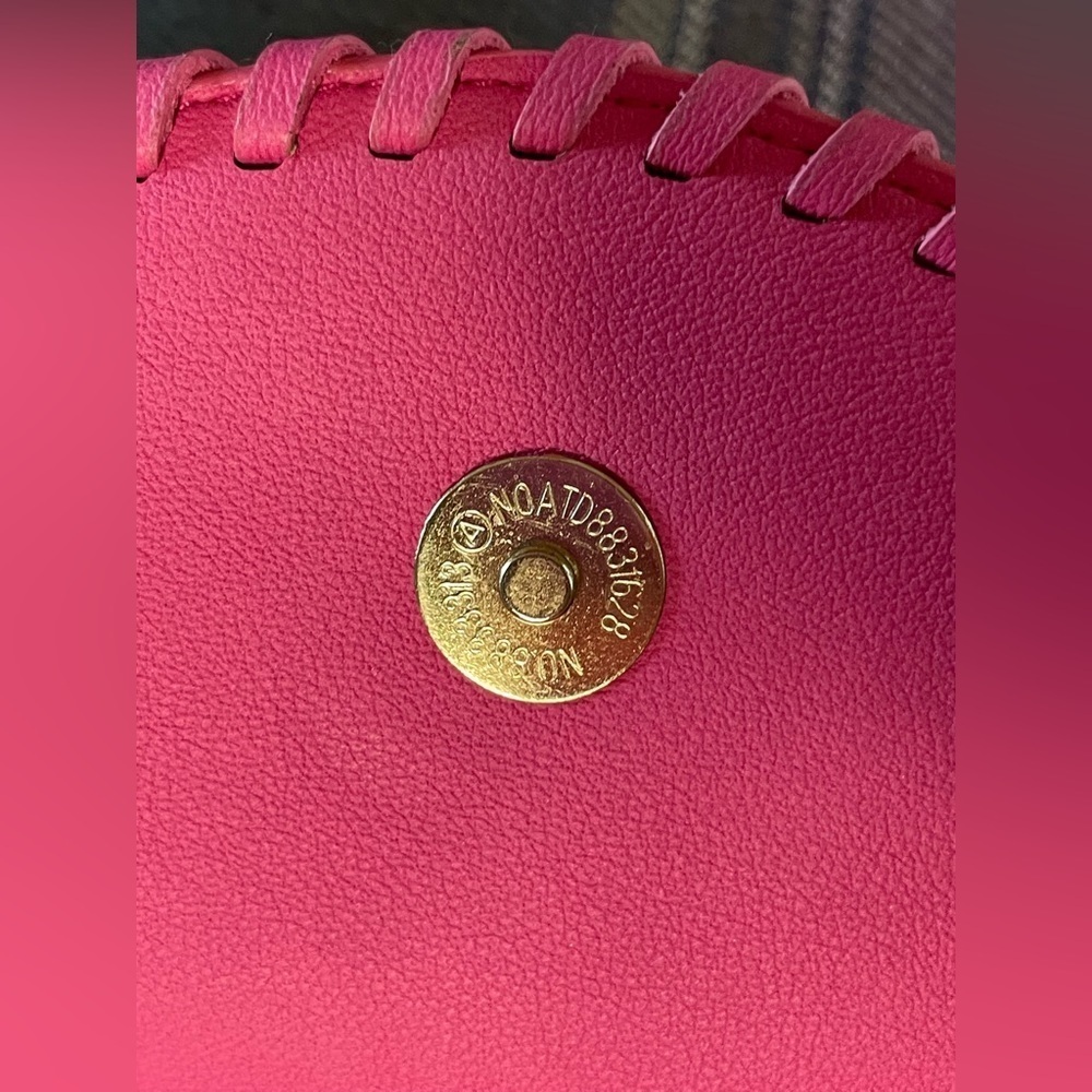 Mario Valentino Hot Pink Purse with cream tassel perfect for Barbie trend - Picture 5 of 12